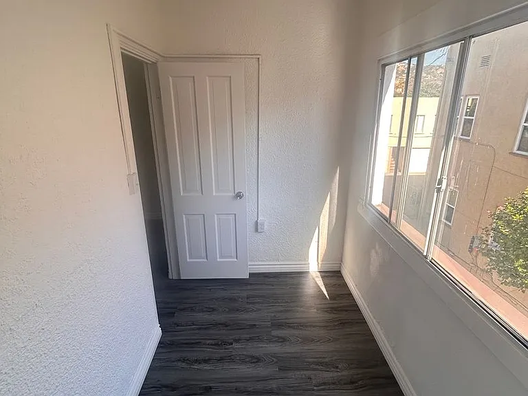 339 W Arden Ave — Photo 13