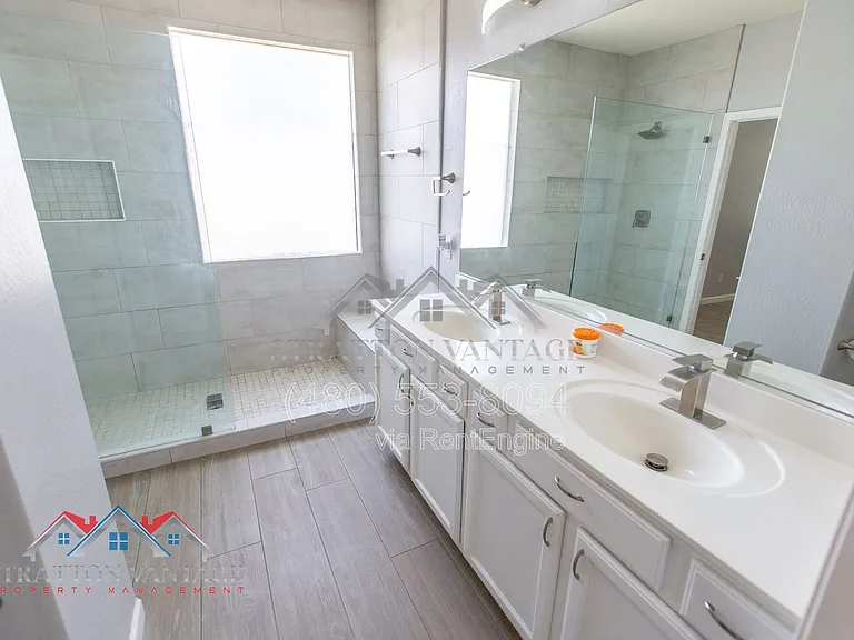 3068 E Ravenswood Dr — Photo 23