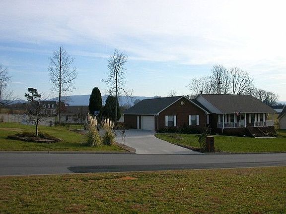 4th image of 1521 Foxfire Cir