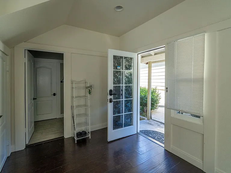 6407 Dix St — Photo 14