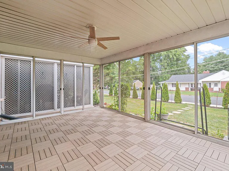 322 Harlan Sq #A-2 — Photo 32