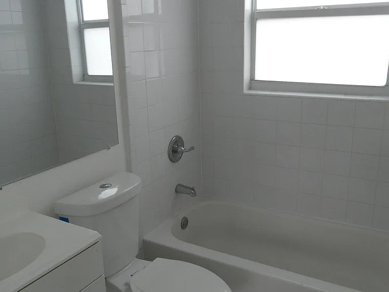 3363 SW 7th St — Photo 14