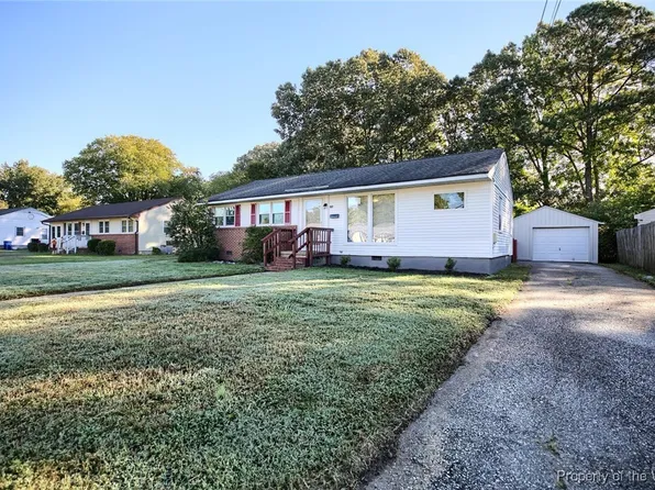 111 Kingwood Dr, Newport News, VA 23601