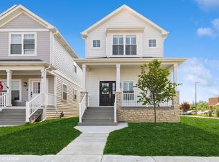 1 N Beverly Ln, Arlington Heights, IL 60004