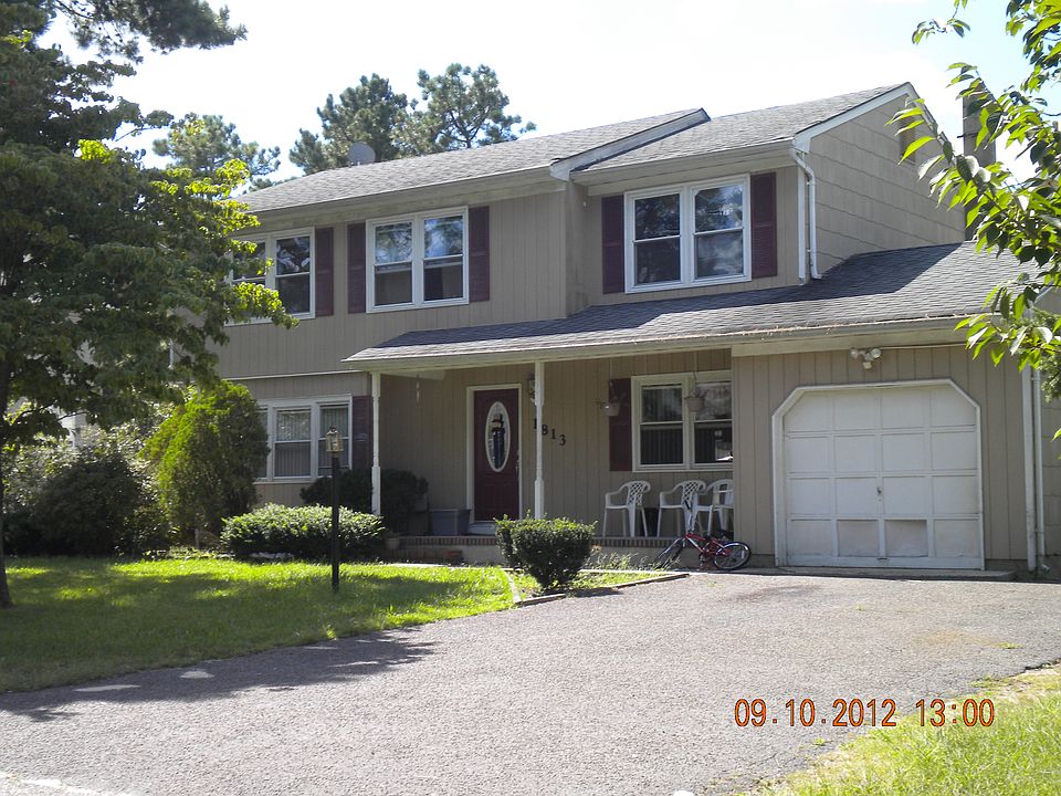 1st image of 1813 Bismarck St