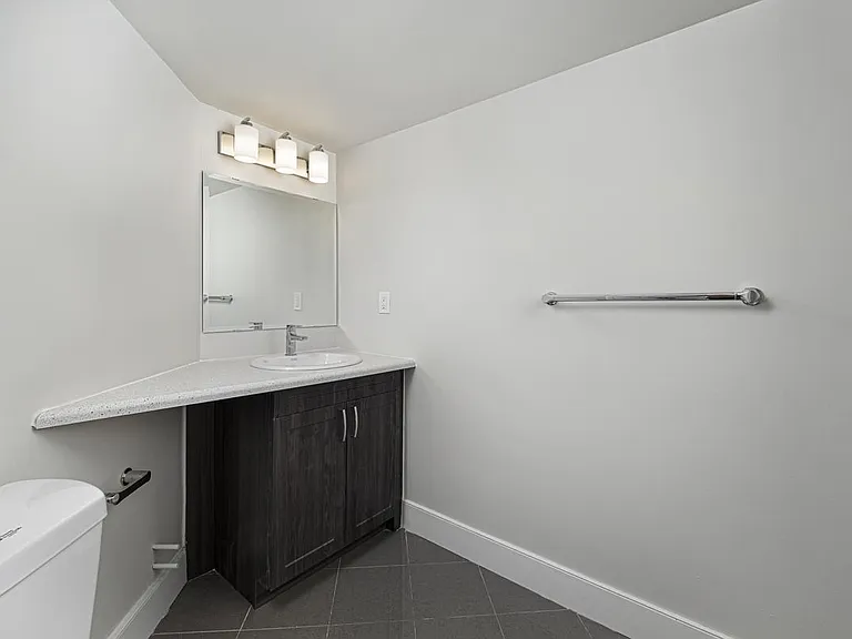 5600 Sheppard Ave E — Photo 12