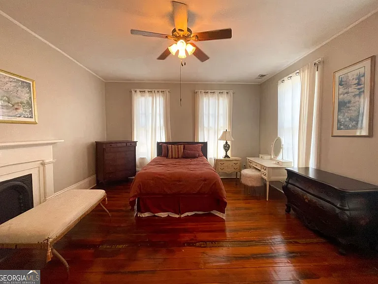 305 Orange St — Photo 26