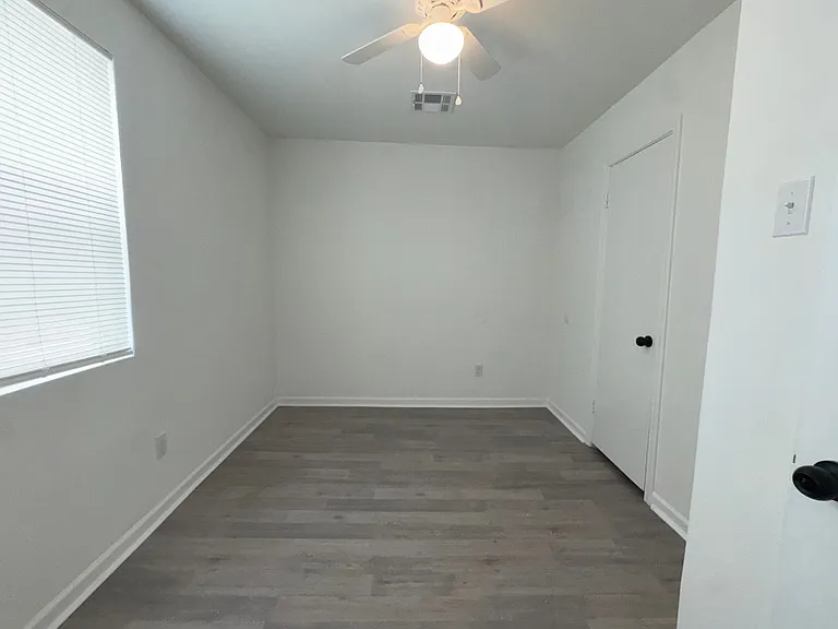 2312 Lilly St — Photo 6