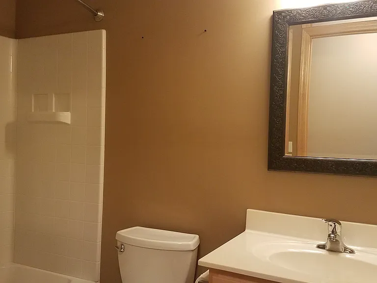11749 Emery Village Dr N — Photo 19