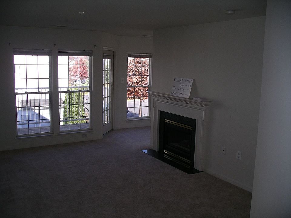 Gas fireplace
