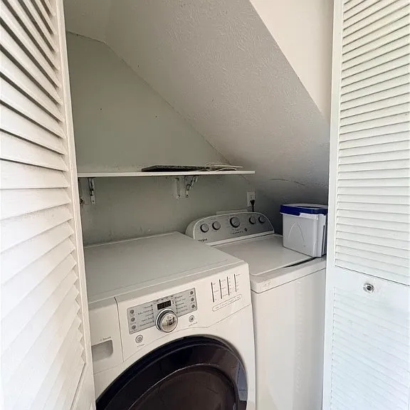 4514 SW 8th Pl #11 — Photo 9