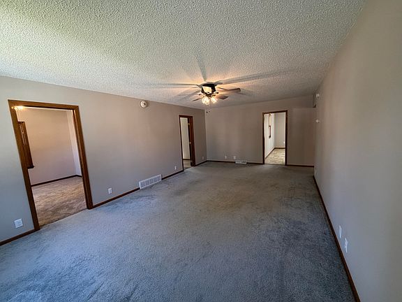 2nd image of 511 W 10th Ave