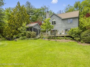 25 Ridgewood Rd, Kerhonkson, NY 12446