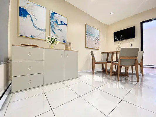 Rented by Vector New York, LLC | media 13