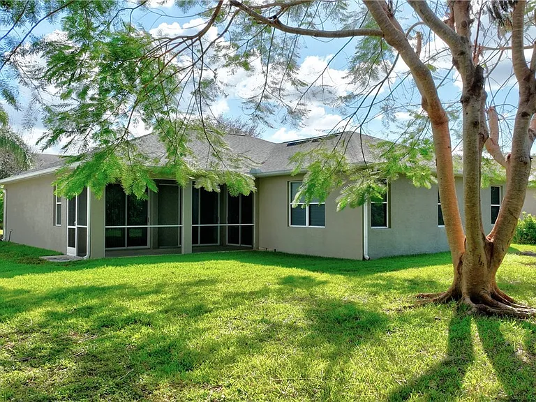 12790 Meadow Hawk Dr — Photo 35