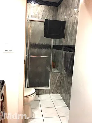 Rented by Mdrn Residential | media 12