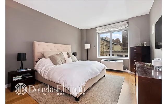 Sold by Douglas Elliman | media 4
