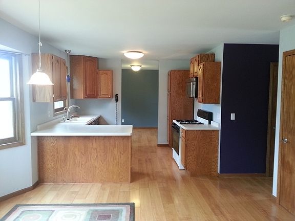 3rd image of 1113 S Park Ave