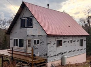 127 Oliverian Heights Rd, Pike, NH 03780