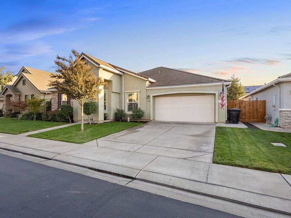 1st image of 13706 Brook Way