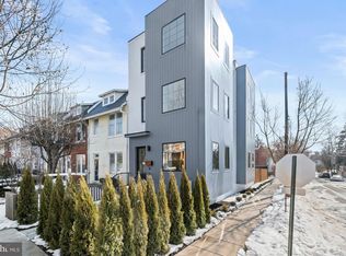 3554 T St NW, Washington, DC 20007