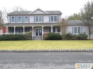 7 Martin Ave, Edison, NJ 08837