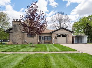 321 Blake Blvd, Galesburg, MI 49053