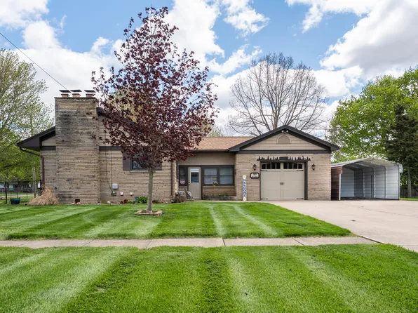 321 Blake Blvd, Galesburg, MI 49053