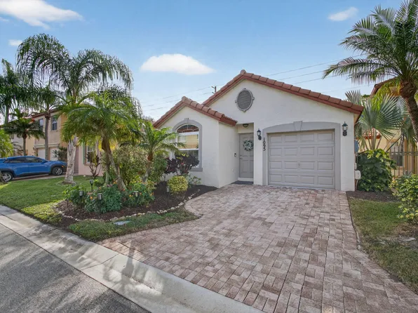 1095 Via Jardin, Riviera Beach, FL 33418