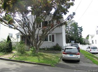 307-309 Robin St, Bridgeport, CT 06606