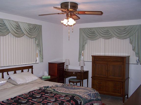 5th image of 3796 Harbor Heights Dr