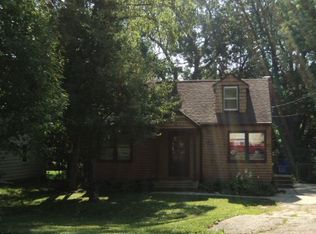 4804 Winnequah Rd, Monona, WI 53716