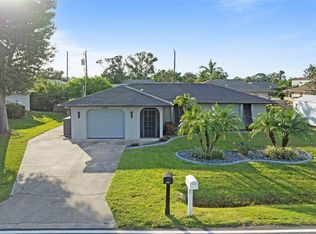 240 Palmetto Dr, Venice, FL 34293