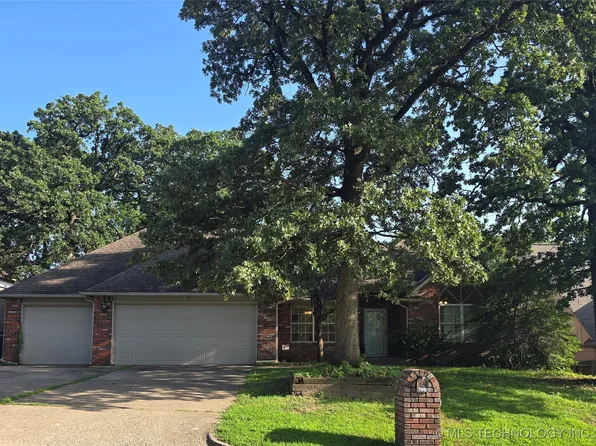 6716 E 97th St, Tulsa, OK 74133