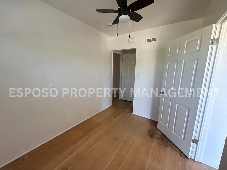 1721 N Van Ness Ave #202 — Photo 6