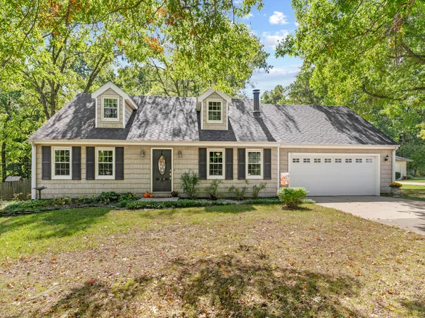 210 E Osage Drive, Springfield, MO 65810