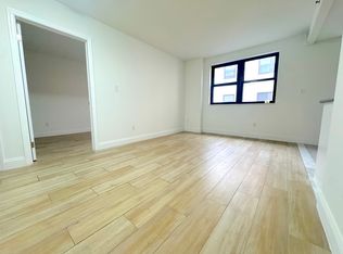6241 Forest Ave APT 2O, Ridgewood, NY 11385