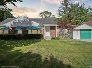 18576 Shadyside St, Livonia, MI 48152