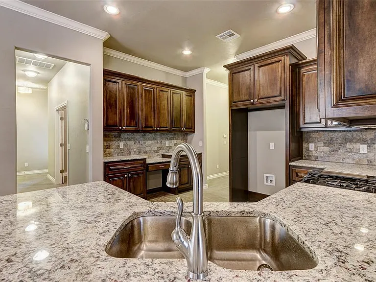 2809 Tranquilo Ln — Photo 31