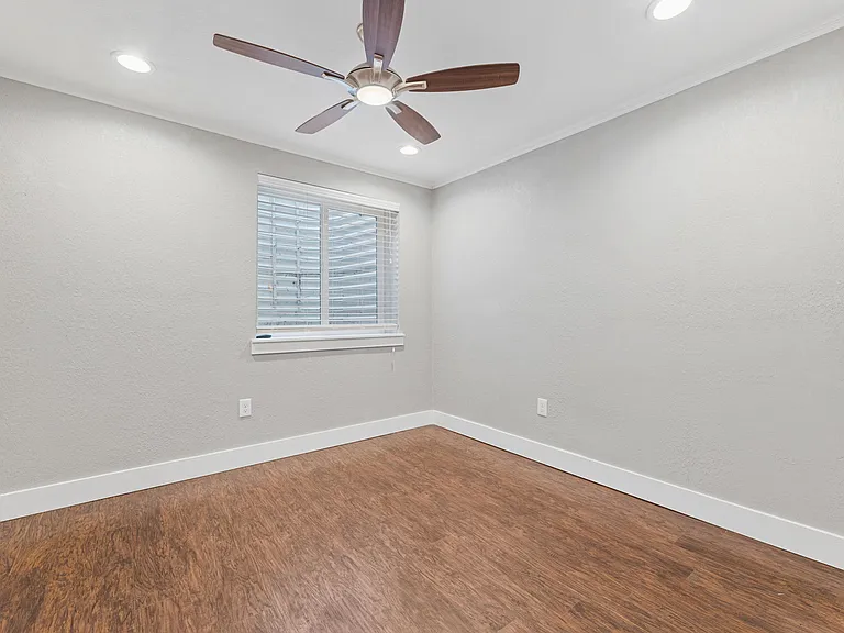 1040 Tennyson St — Photo 30