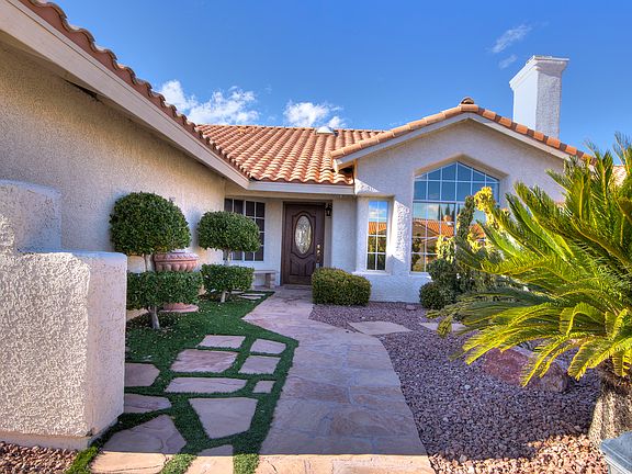 3rd image of 8216 Ocean Mist Ct