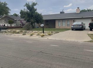 3006 Mountain View Dr, Carlsbad, NM 88220