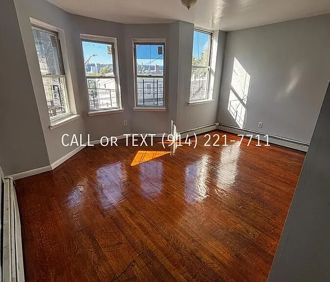 64 Jackson St — Photo 8