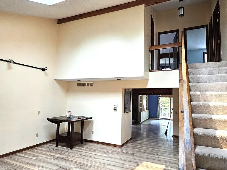 760 Robin Rd — Photo 5