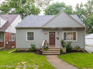1406 Victor Ave, Lansing, MI 48910