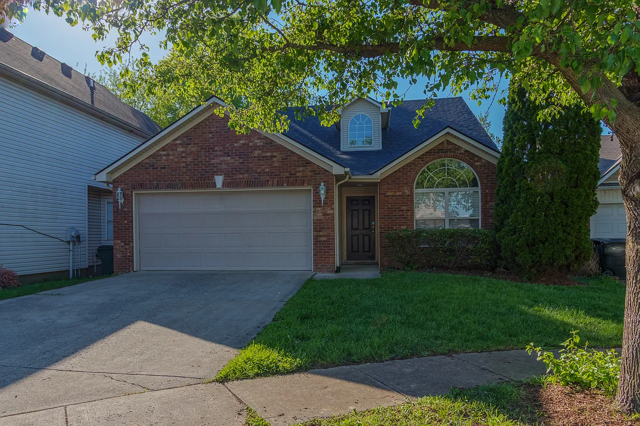 3 bed, 2.5 bath, 1874 sqft, $2,500 — Photo 1