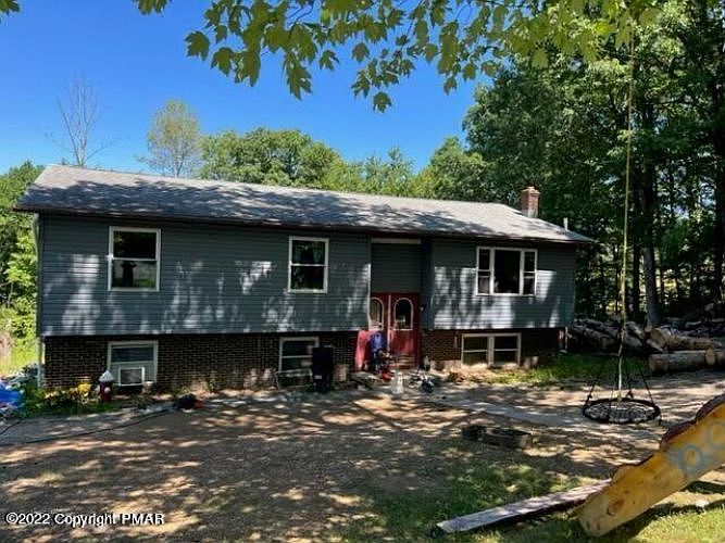 1st image of 135 Alpine Dr