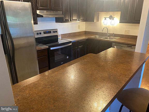 3rd image of 12213 Peach Crest Dr #904-F