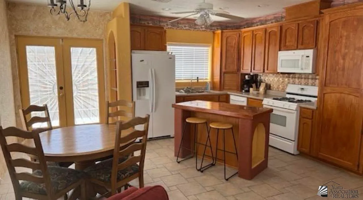 2 bed, 2.0 bath, 1344 sqft, $1,600 — Photo 3