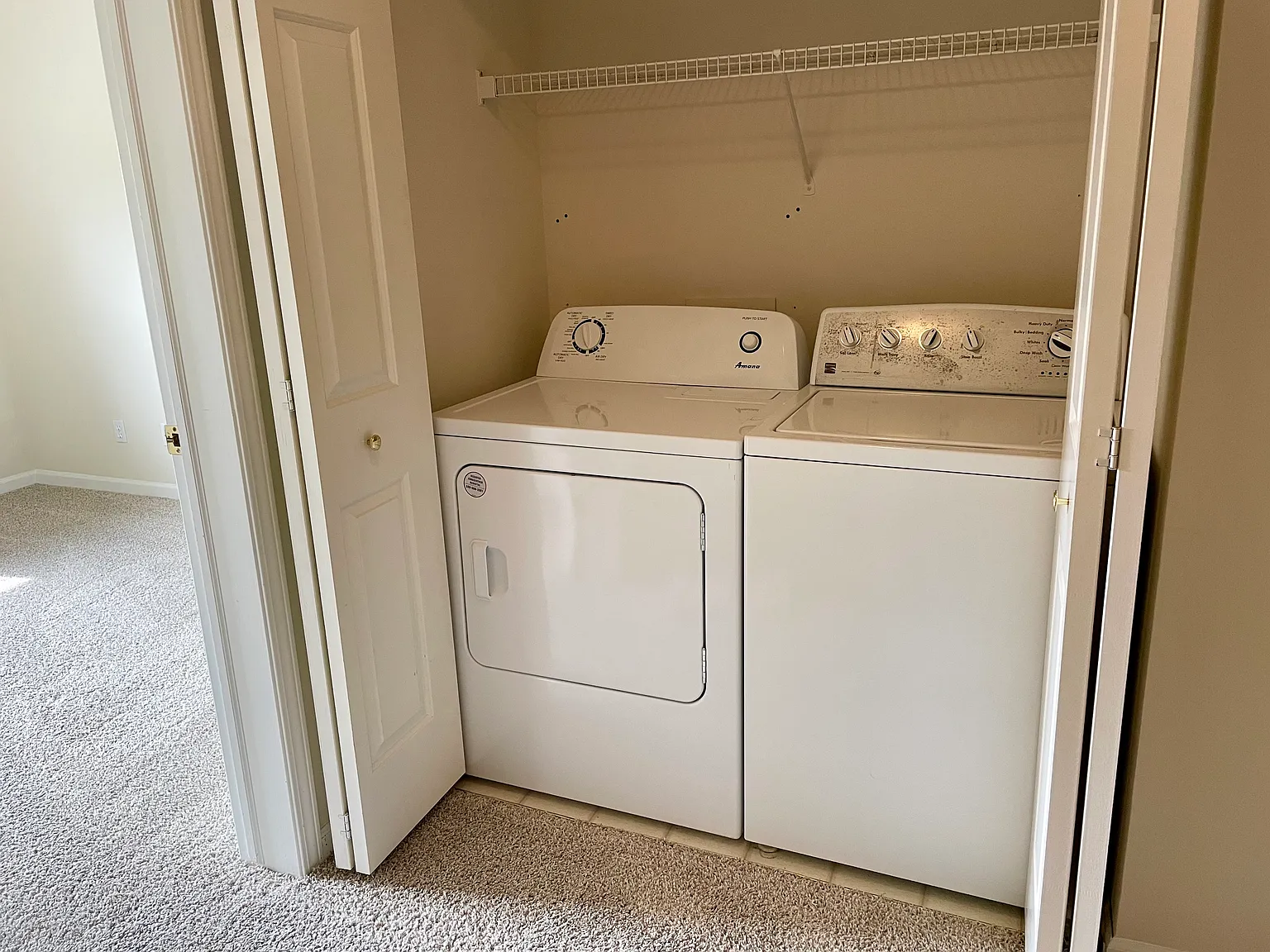 2 bed, 1500 sqft, $1,900 — Photo 4